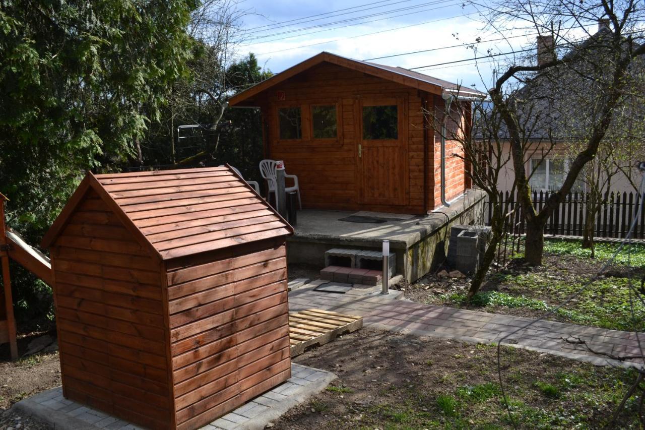 Vár-lak Vendégház Szendro Extérieur photo